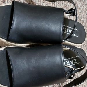 Zara platform espadrille sandals  black size 9